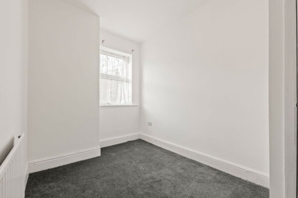 Woolmer Road, Nottingham, Nottinghamshire, NG2 2FB