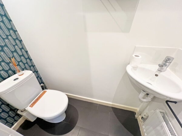 Hawker Road, Oadby, Leicester, Leicestershire, LE2 4UH