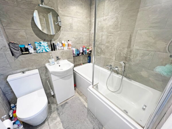 Hackett Close, Ashby-de-la-zouch, Leicestershire, LE65 2HP