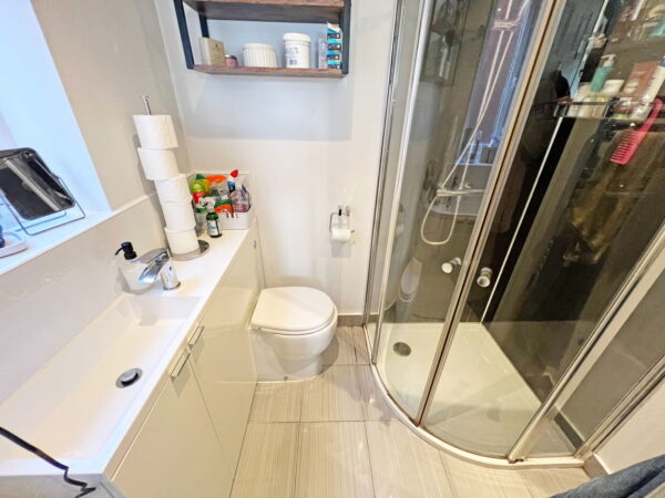 Hawker Road, Oadby, Leicester, Leicestershire, LE2 4UH