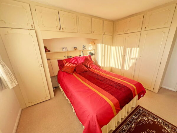 Clifton Drive, Ashby-de-la-zouch, Leicestershire, LE65 2QL