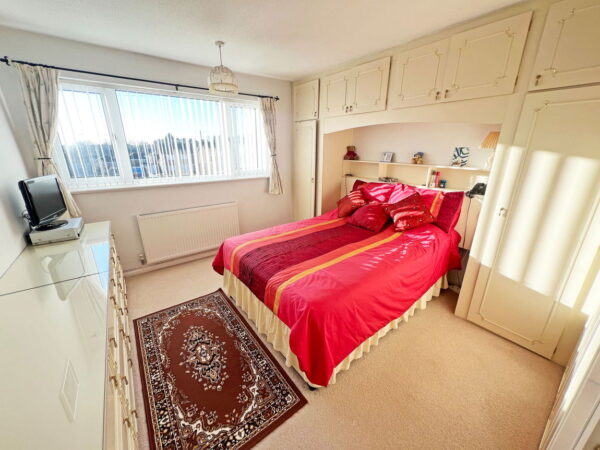 Clifton Drive, Ashby-de-la-zouch, Leicestershire, LE65 2QL