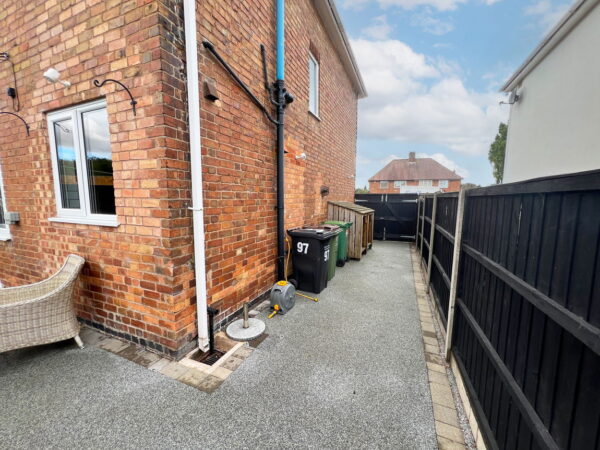 Aylestone Lane, Wigston, Leicestershire, LE18 1BB