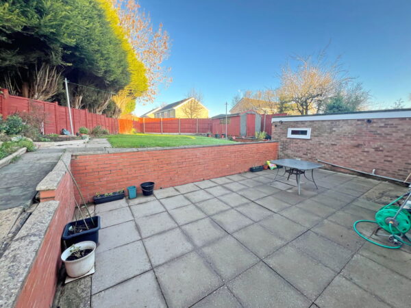 Clifton Drive, Ashby-de-la-zouch, Leicestershire, LE65 2QL