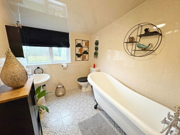 Holton-cum-Beckering, Market Rasen, Lincolnshire, LN8 5NG