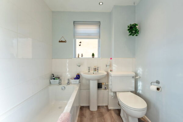 Robin Hill, Brickhill, Bedford, Bedfordshire, MK41 7QW