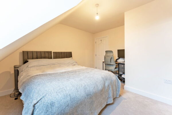 Biddenham Park Way, Bedford, Bedfordshire, MK40