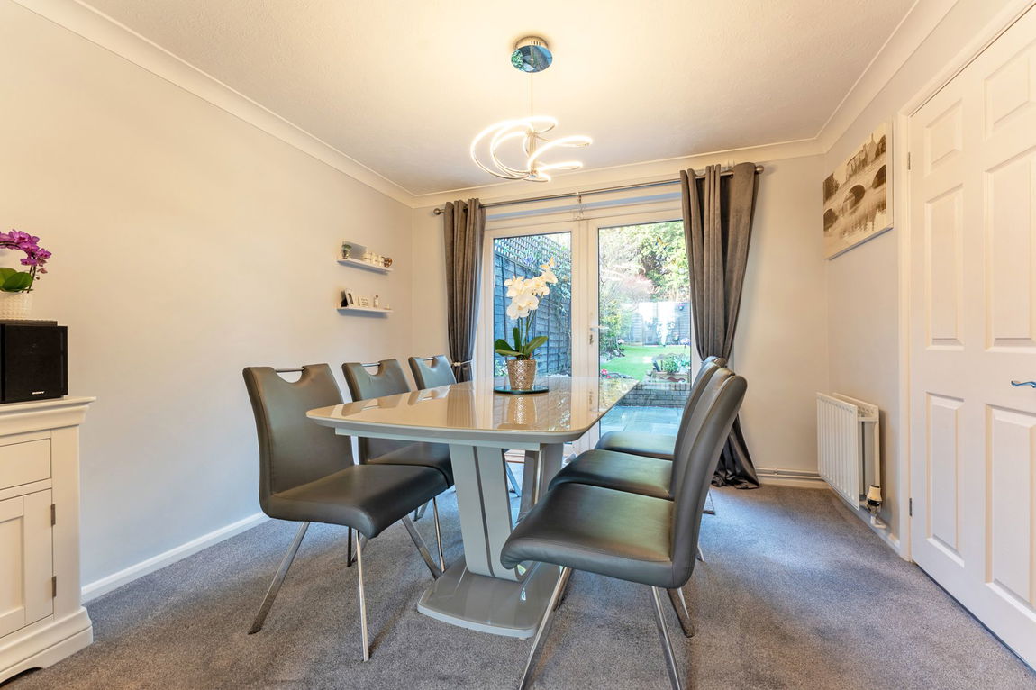 Robin Hill, Brickhill, Bedford, Bedfordshire, MK41 7QW