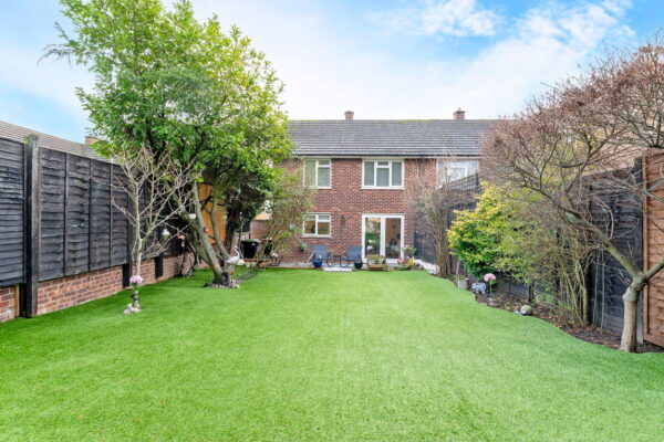 Robin Hill, Brickhill, Bedford, Bedfordshire, MK41 7QW