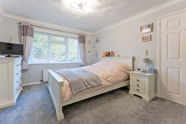 Robin Hill, Brickhill, Bedford, Bedfordshire, MK41 7QW