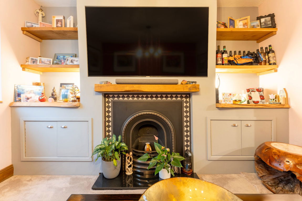 Station Road, Rushden, NN10