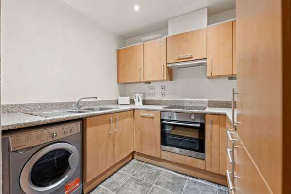 Queens Road, Nottingham, Nottinghamshire, NG2 3BX