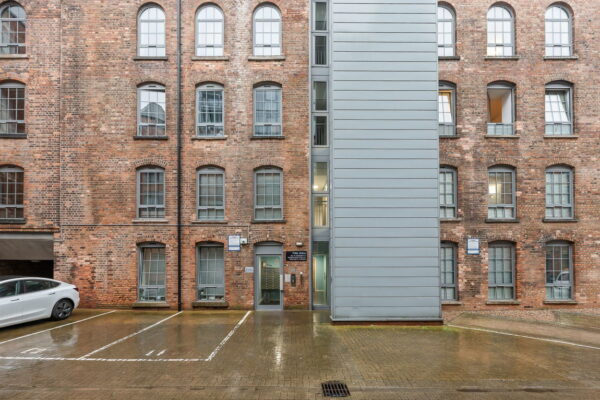 Queens Road, Nottingham, Nottinghamshire, NG2 3BX