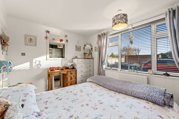 St Helens Crescent, Burton Joyce, Nottingham, NG14 5DW