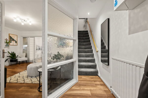 Southcliffe Road, Carlton, Nottingham, NG4 1ES