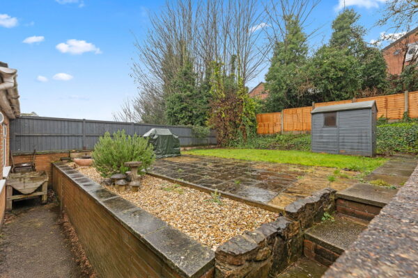 Southcliffe Road, Carlton, Nottingham, NG4 1ES