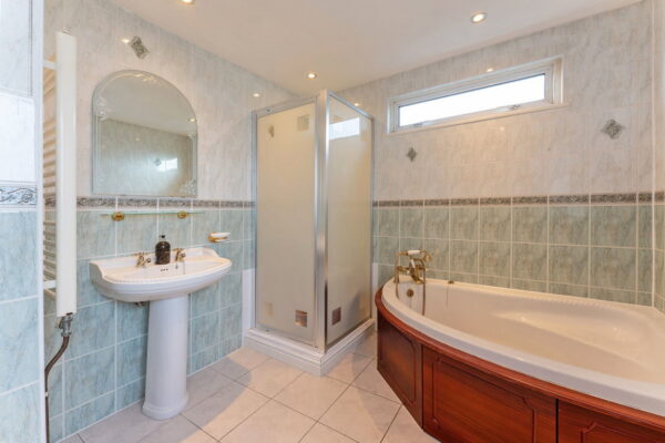 Orchard Way, Cogenhoe, Northampton, NN7