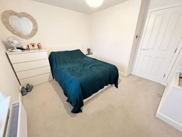 Usherwood Way, Hugglescote, Leicestershire, LE67 2HN