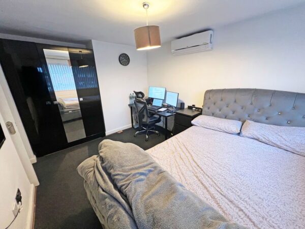 Braemar Close, Leicester, Leicestershire, LE4 7PL