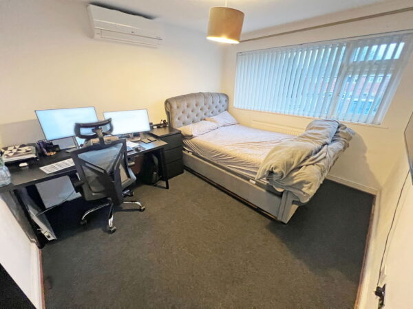 Braemar Close, Leicester, Leicestershire, LE4 7PL