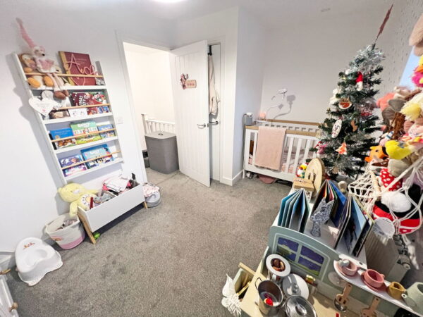 Centurian Drive, Kirby Muxloe, Leicester, Leicestershire, LE9 2DU