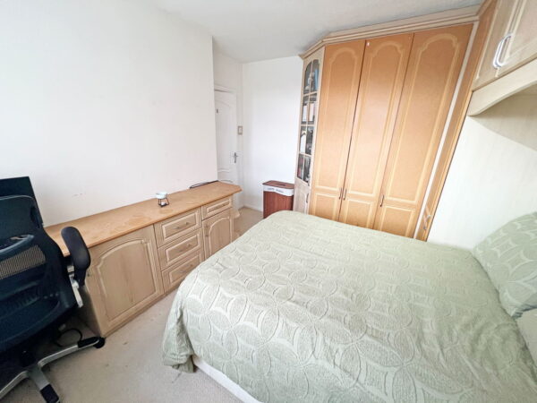 Coombe Rise, Oadby, Leicester, Leicestershire, LE2 5TX