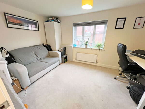 Usherwood Way, Hugglescote, Leicestershire, LE67 2HN