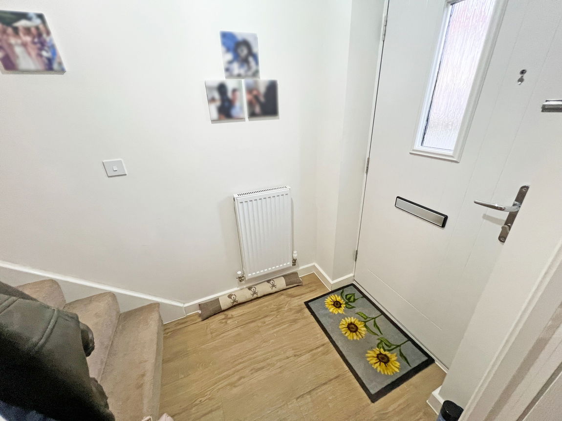 Le May Drive, Hugglescote, Leicestershire, LE67 2EF