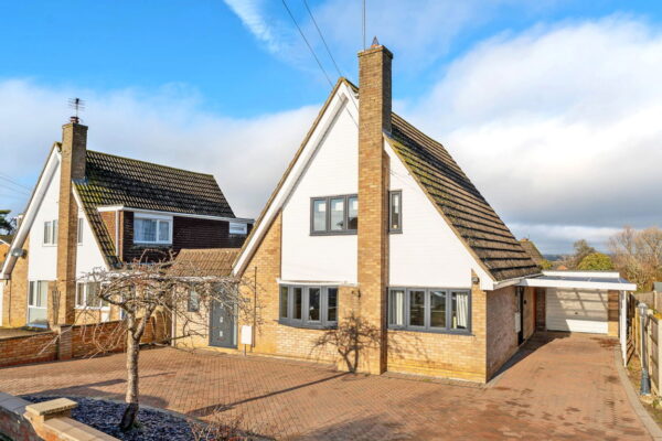 Orchard Way, Cogenhoe, Northampton, NN7