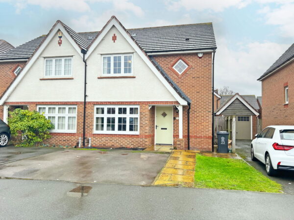 Laverton Road, Hamilton, Leicester, Leicestershire, LE5 1DW
