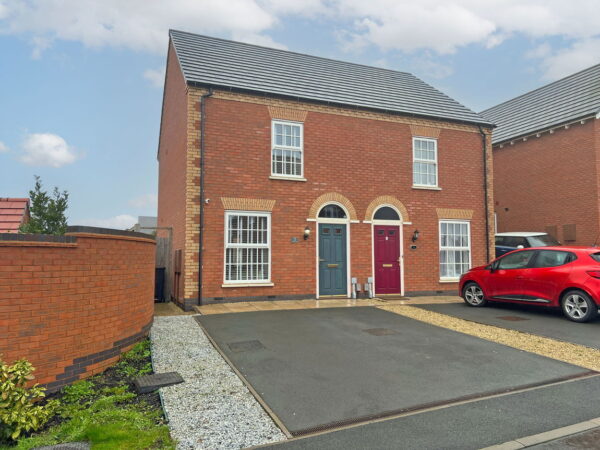Hart Lane, Hugglescote, Leicestershire, LE67 2JL