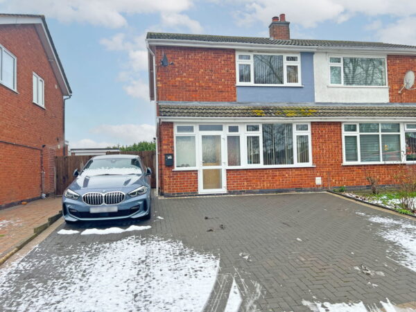 Coombe Rise, Oadby, Leicester, Leicestershire, LE2 5TX