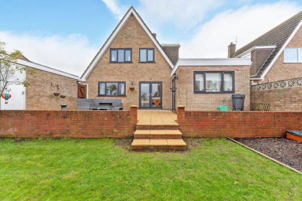 Orchard Way, Cogenhoe, Northampton, NN7