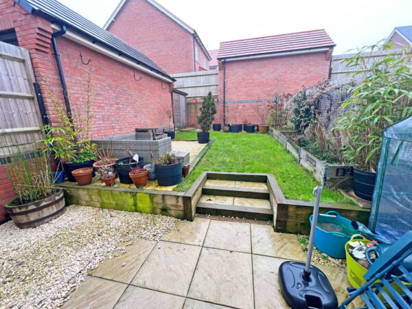 Usherwood Way, Hugglescote, Leicestershire, LE67 2HN