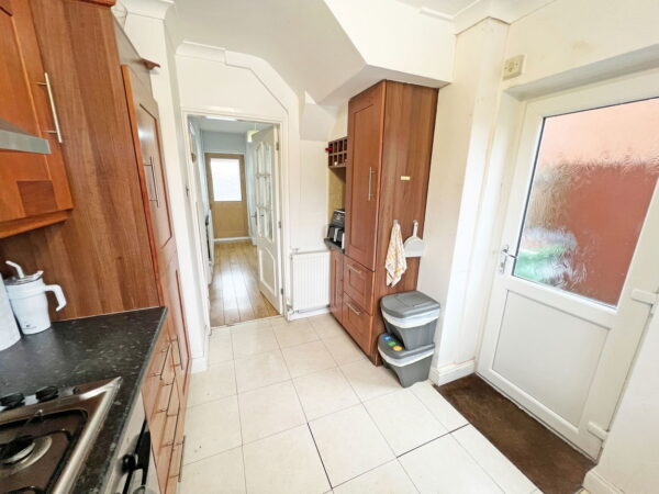 Coombe Rise, Oadby, Leicester, Leicestershire, LE2 5TX