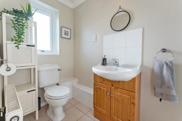 Orchard Way, Cogenhoe, Northampton, NN7