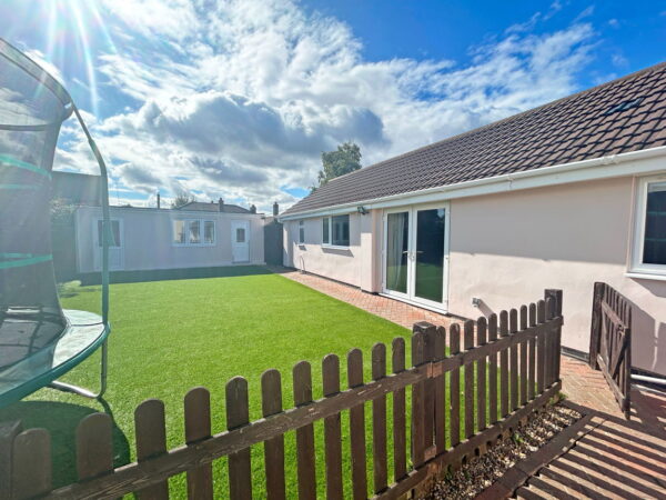 St. Margarets Avenue, Skegness, Lincolnshire, PE25 2LX