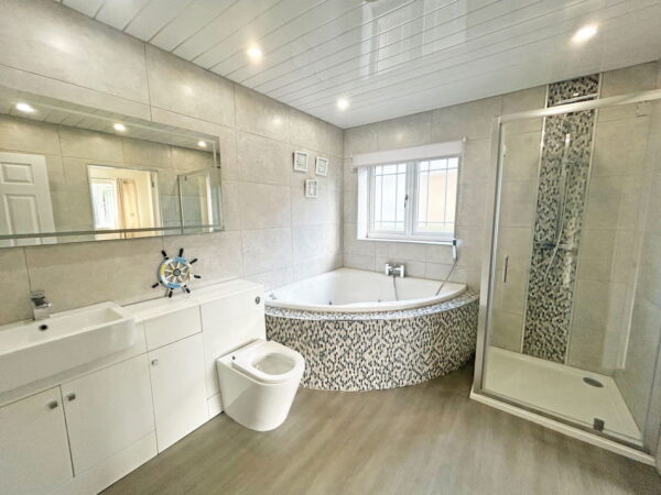 St. Margarets Avenue, Skegness, Lincolnshire, PE25 2LX