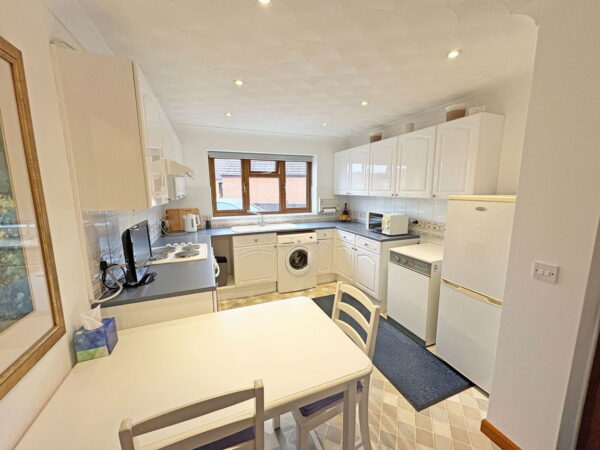 Sycamore Close, Croft, Skegness, Lincolnshire, PE24 4SX