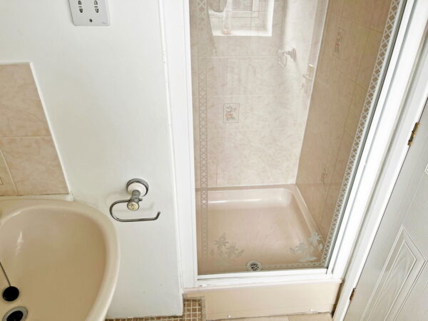 1 Cheney Road, Leicester, LE4 9ND