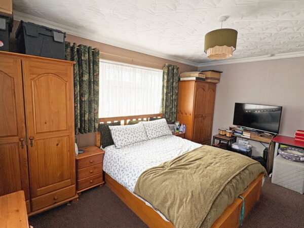 Lyndhurst Avenue, Skegness, Lincolnshire, PE25 2QE