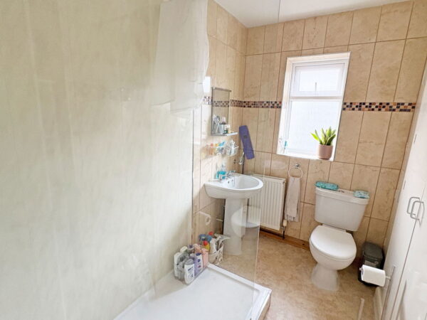 Lyndhurst Avenue, Skegness, Lincolnshire, PE25 2QE