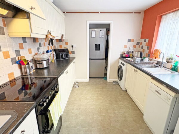 Lyndhurst Avenue, Skegness, Lincolnshire, PE25 2QE