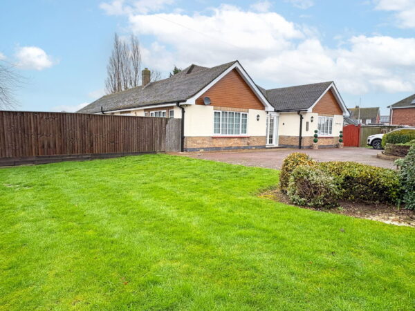 Main Road, Wrangle, Boston, Lincolnshire, PE22 9AJ