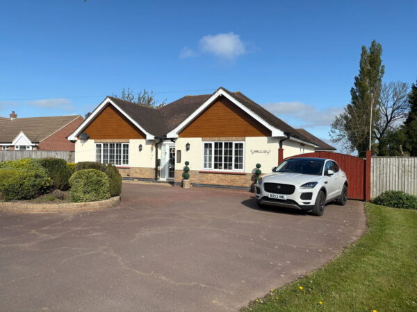 Main Road, Wrangle, Boston, Lincolnshire, PE22 9AJ
