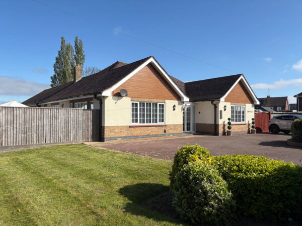 Main Road, Wrangle, Boston, Lincolnshire, PE22 9AJ