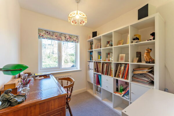 Regal Drive, Kettering, Northamptonshire, NN16 9SR