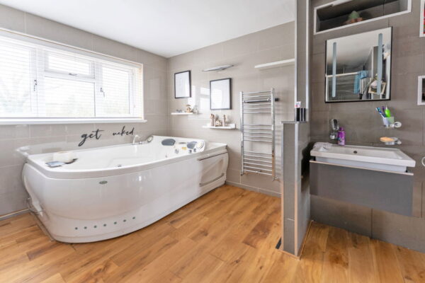 Chichele Street, Higham Ferrers, Rushden, NN10