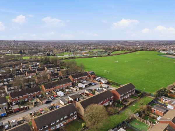 Graveney Gardens, Arnold, Nottingham, Nottinghamshire, NG5 6QW