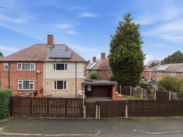 Camborne Drive, Nottingham, Nottinghamshire, NG8 5LN